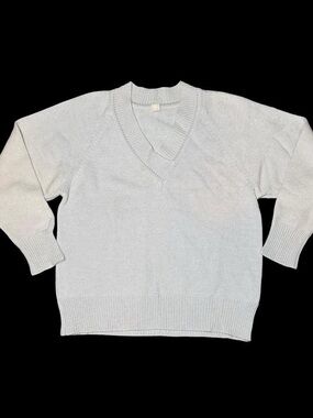 Men's V-Neck Light Gray Sweater